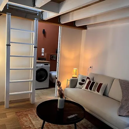 Charmant Studio Place Commerce - Studio Commerce *